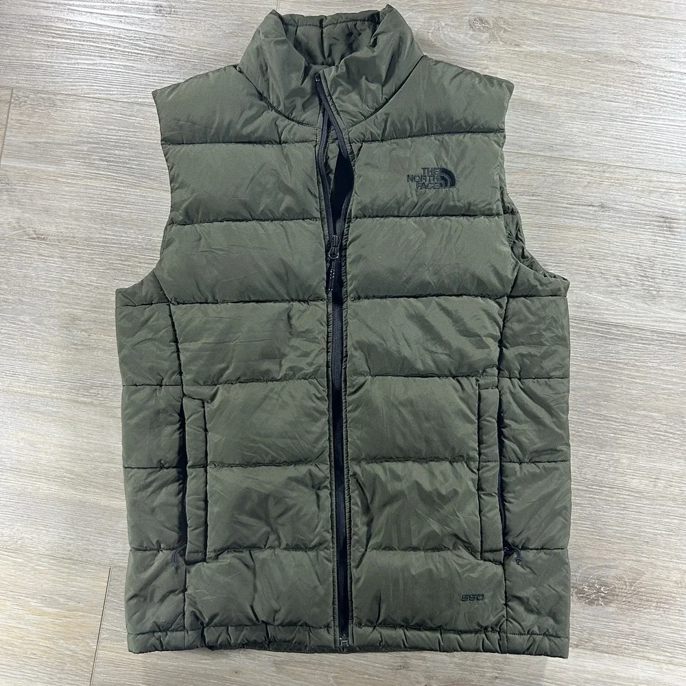 The North Face Puffer Vest Mens Small Green 550 Goose Down Quilted NF0A3CR5